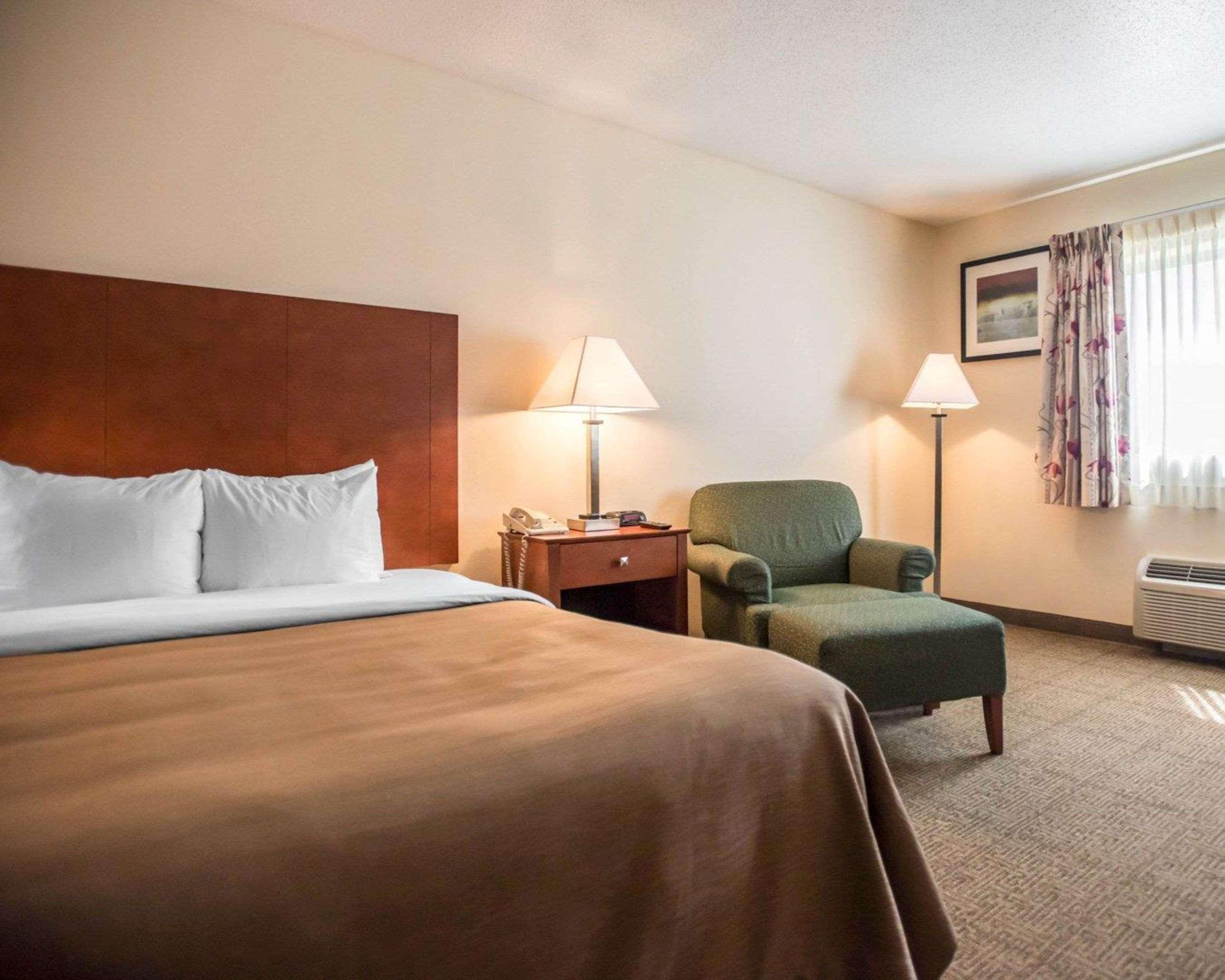 Quality Inn New Columbia-Lewisburg Exterior photo