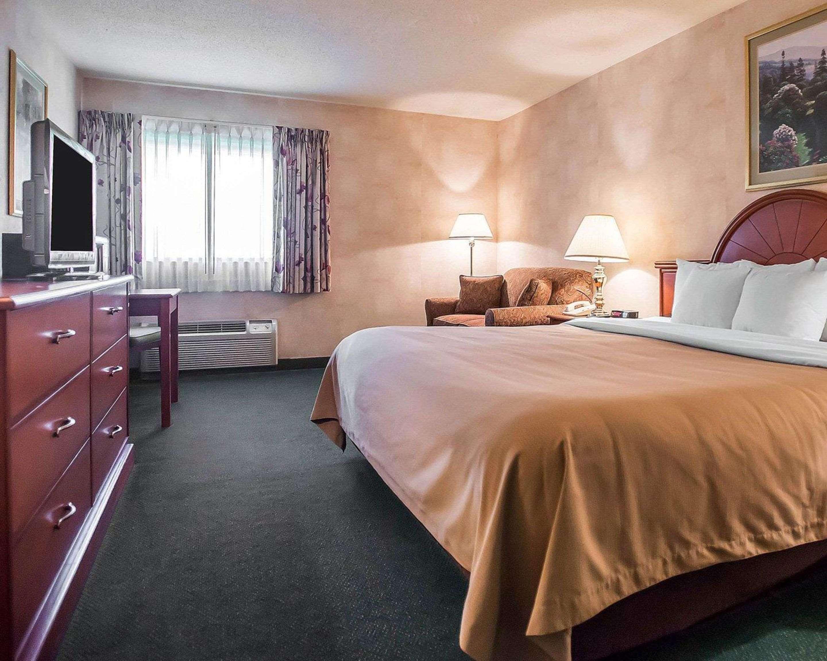 Quality Inn New Columbia-Lewisburg Exterior photo