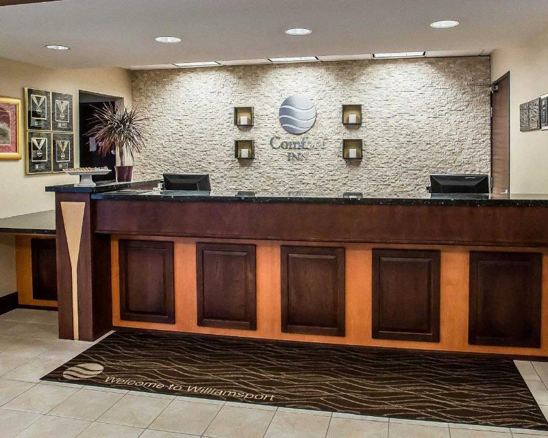 Quality Inn New Columbia-Lewisburg Exterior photo